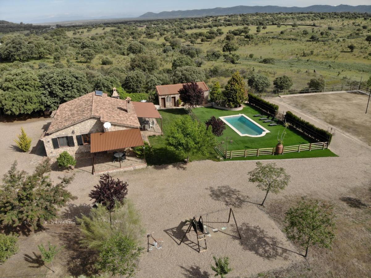 Casa Rural El Portezuelo Fuenlabrada de los Montes Exterior foto