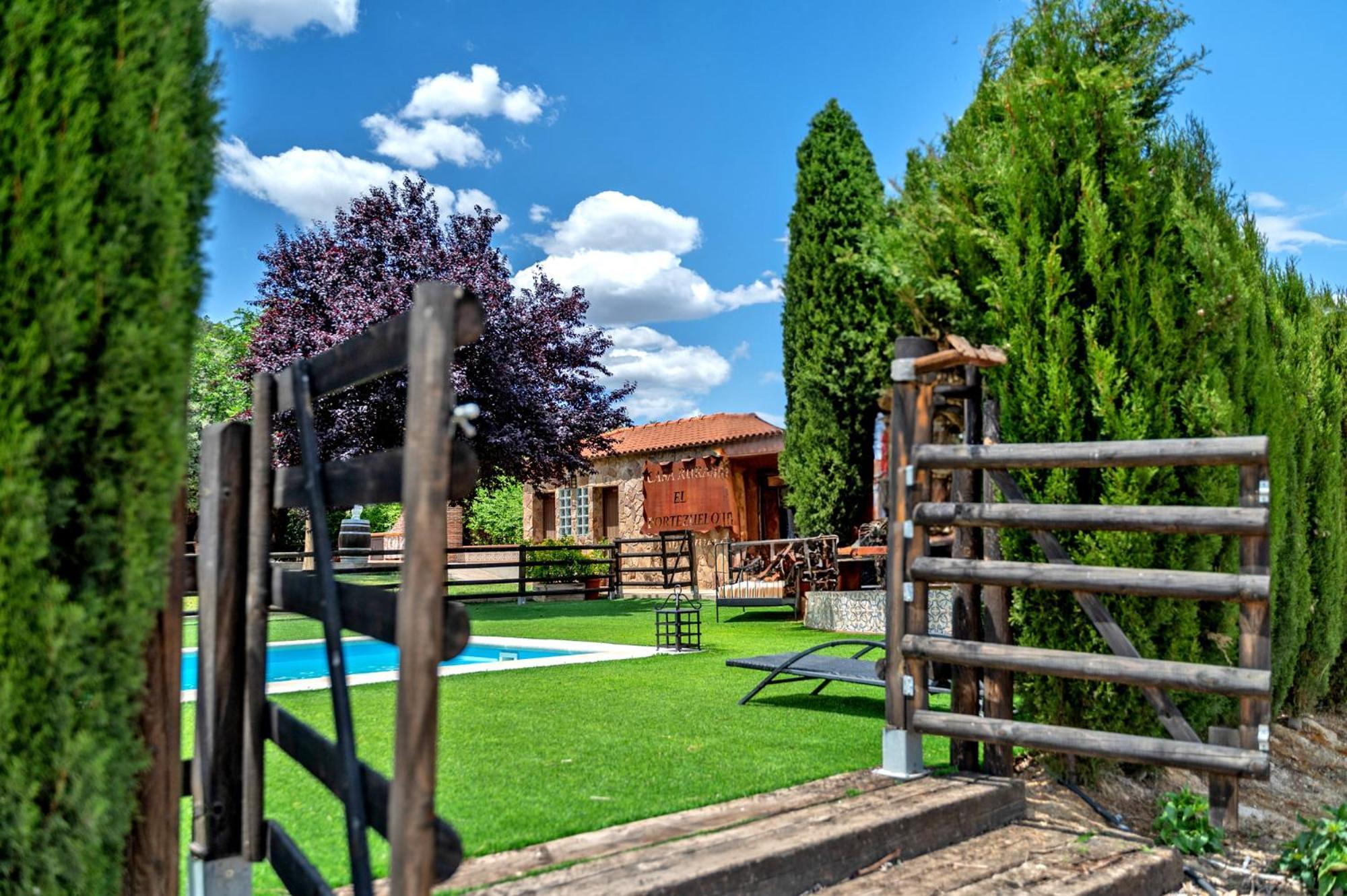 Casa Rural El Portezuelo Fuenlabrada de los Montes Exterior foto