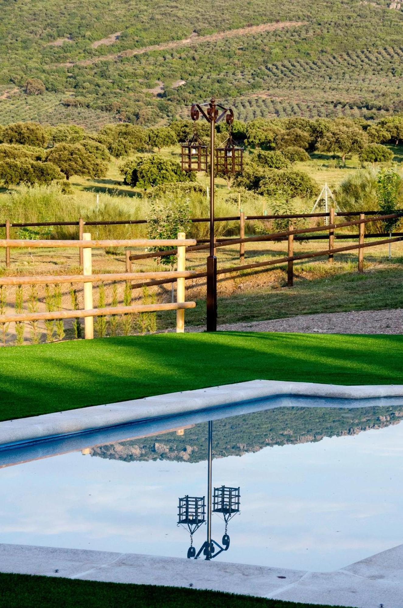Casa Rural El Portezuelo Fuenlabrada de los Montes Exterior foto