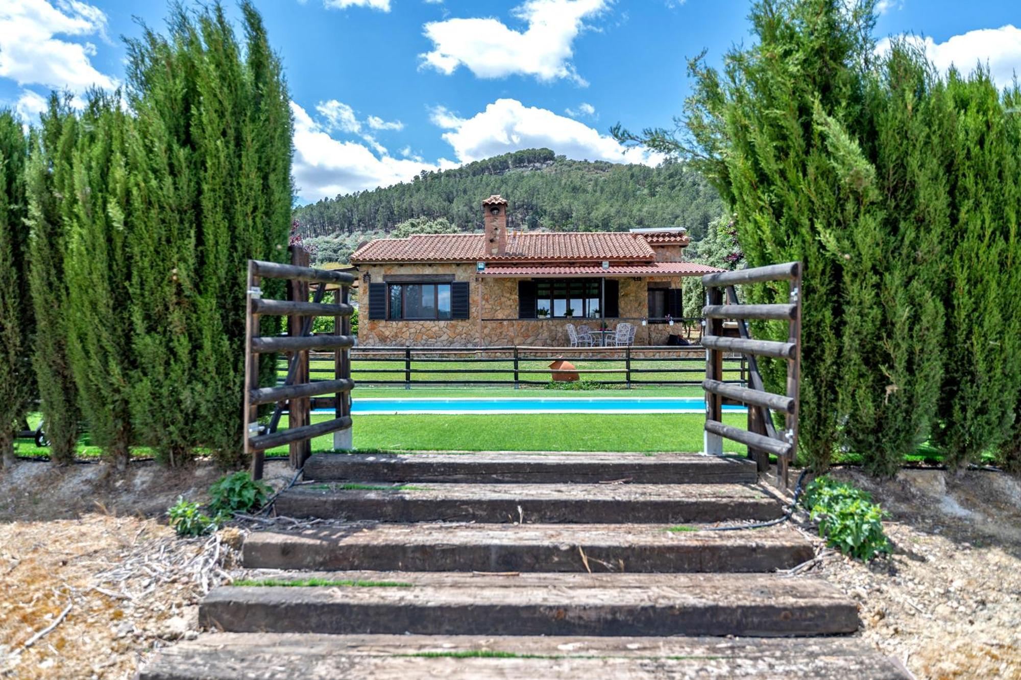 Casa Rural El Portezuelo Fuenlabrada de los Montes Exterior foto